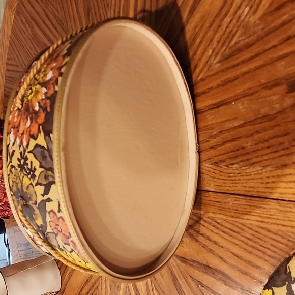 Vintage Princess Sewing Box - Picture 5 of 6